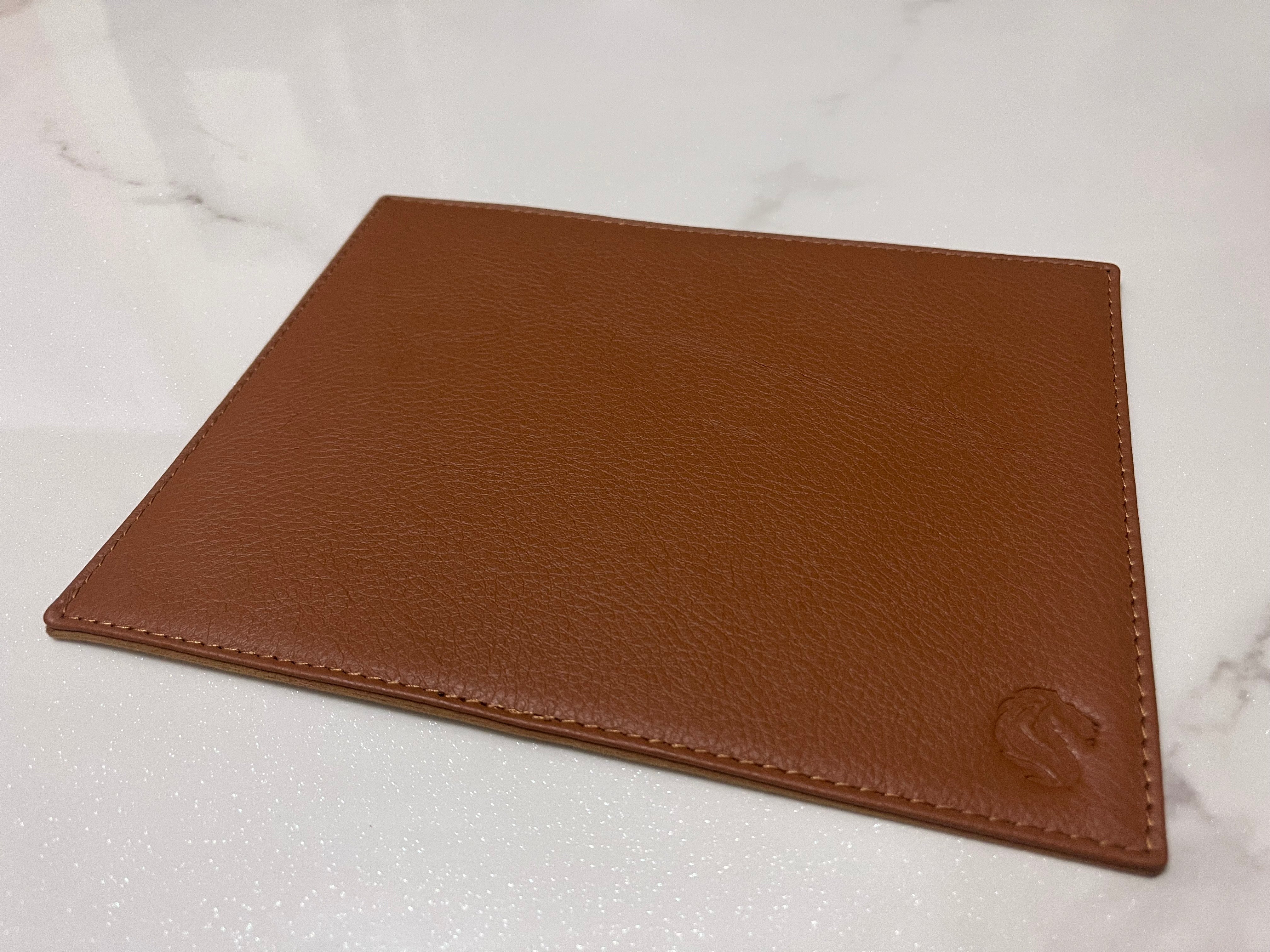 Premium Leather Mouse Pad – Minimal Desk Essential