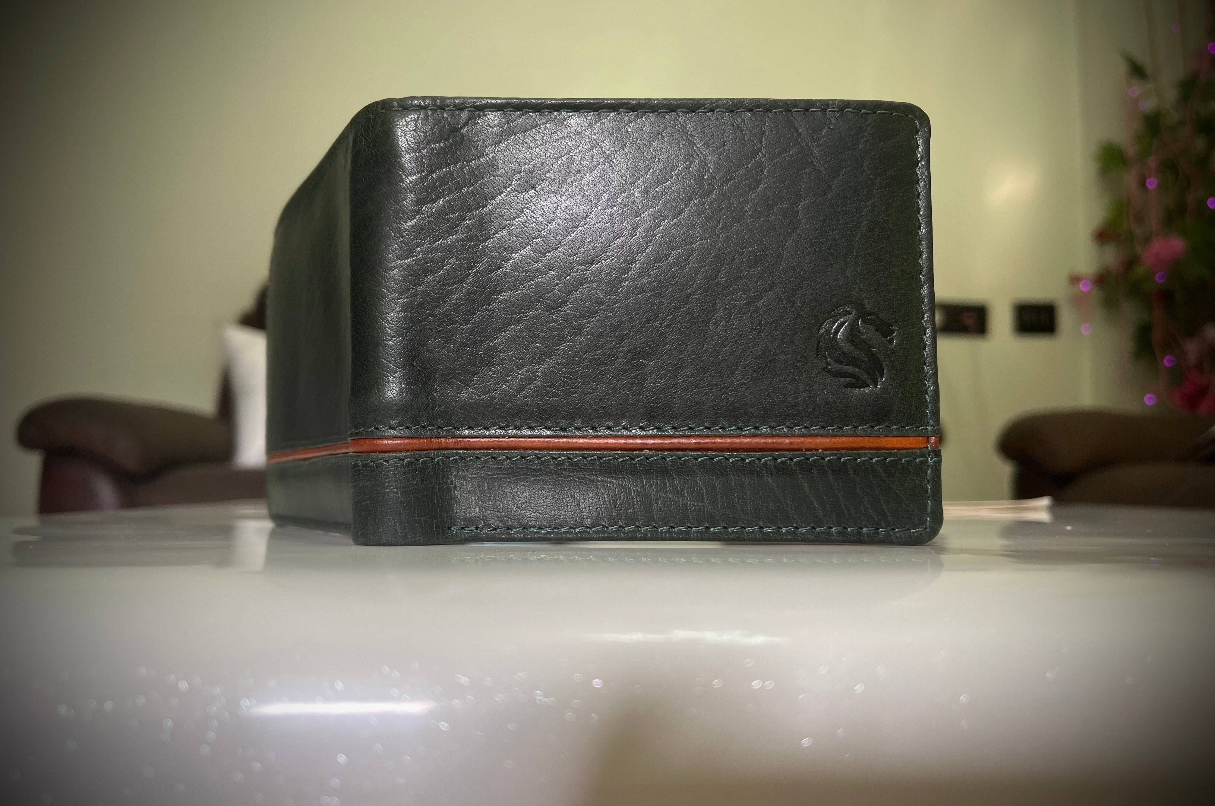 Olive Green Leather Wallet – Premium Bifold with Contrast Detail