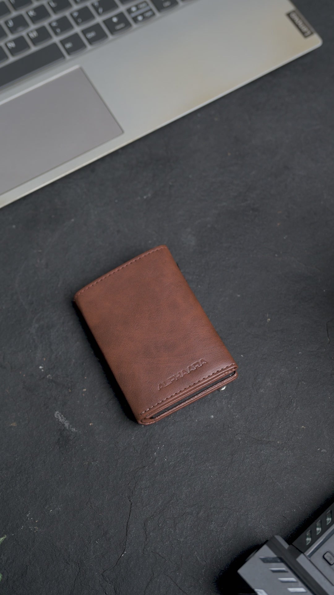 Alphaara Ranger Pro – Smart Side Pop-Up RFID Wallet for Men